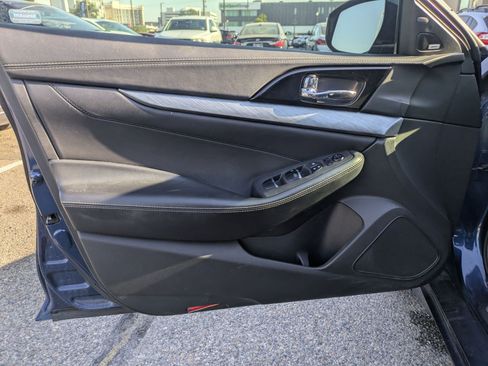 Used 2017 Nissan Maxima 3.5 SL FWD image 14