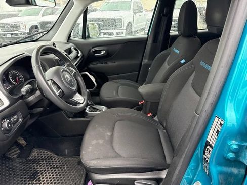 Used 2021 Jeep Renegade Latitude AWD/4WD image 11