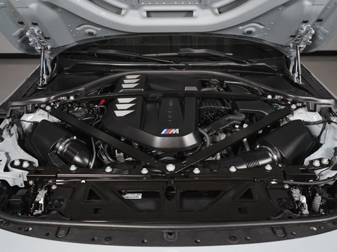Used 2024 BMW M2 w/ Lighting Package RWD image 46