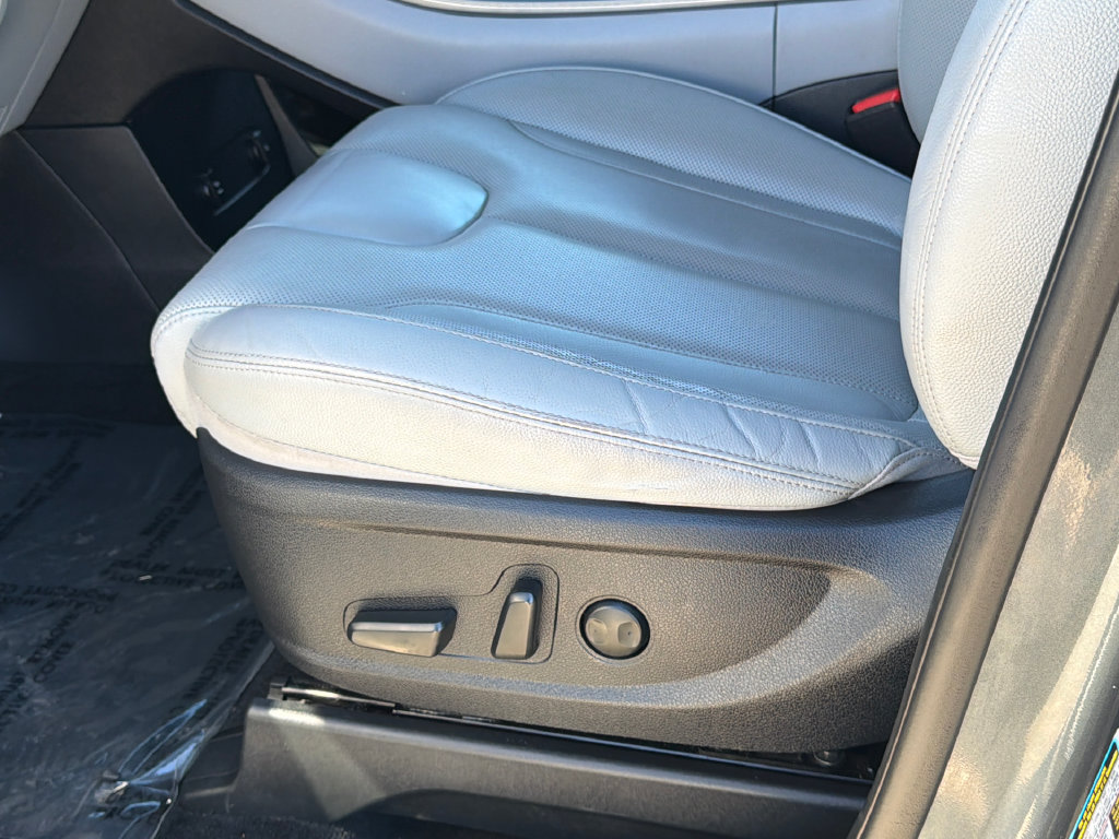 Used 2022 Hyundai Palisade SEL w/ Premium Package AWD/4WD image 26
