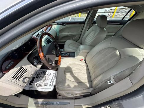 Used 2008 Buick Lucerne Super image 10
