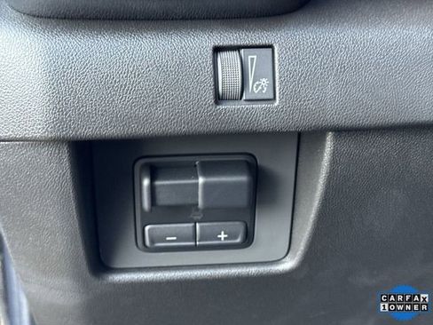 Used 2025 GMC Canyon AT4 w/ Nightfall Edition image 38