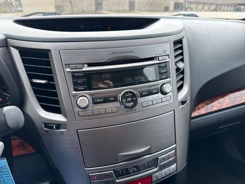 Used 2011 Subaru Outback 2.5i Limited w/ PWR Moonroof Pkg image 13