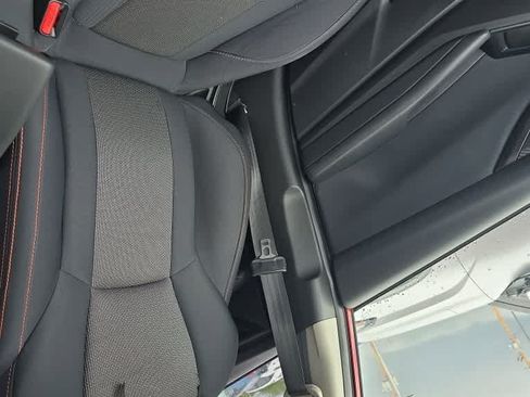 Used 2019 Subaru Crosstrek 2.0i Premium AWD/4WD image 11