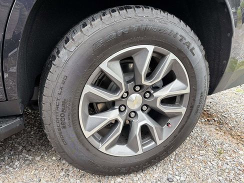 Used 2022 Chevrolet Tahoe LT w/ LT Signature Plus Package RWD image 6