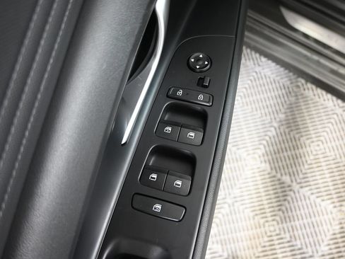 Used 2024 Hyundai Elantra SEL w/ Convenience Package FWD image 19