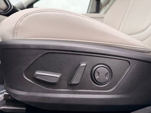 Used 2024 Hyundai Tucson Limited image 30