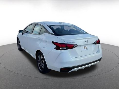 Used 2025 Nissan Versa SV image 11