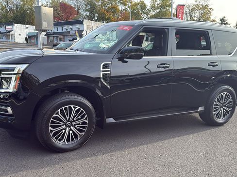 Certified 2025 Nissan Armada Platinum w/ Convenience Package image 3