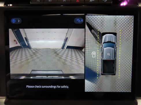 Used 2024 Ford F150 Platinum w/ FX4 Off-Road Package image 19