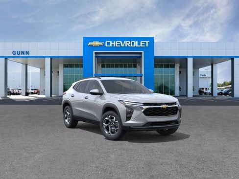 New 2026 Chevrolet Trax LT FWD image 1