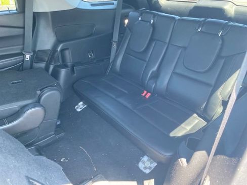 Used 2021 Ford Explorer Limited AWD/4WD image 14