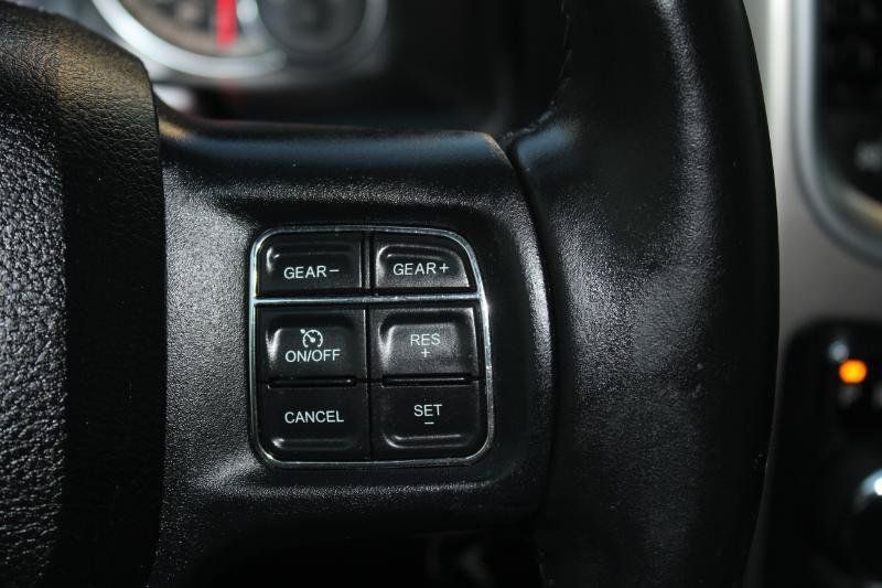 Used 2017 RAM 1500 Big Horn RWD image 25