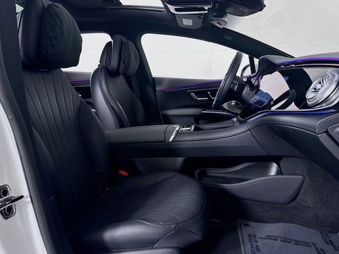 Certified 2023 Mercedes-Benz EQS 580 4MATIC Sedan image 7