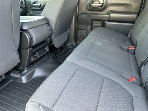 Used 2021 Chevrolet Silverado 2500 Custom w/ Custom Value Package AWD/4WD image 11