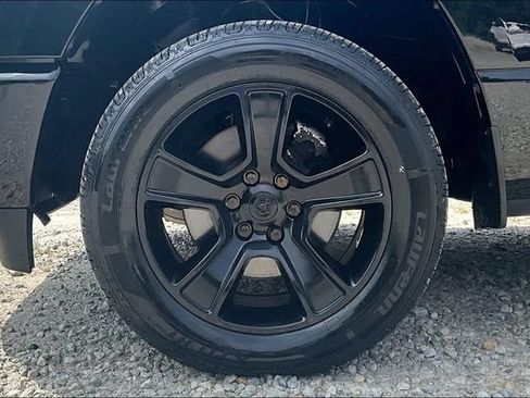 Used 2023 RAM 1500 Big Horn AWD/4WD image 8