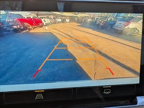 Used 2023 Chevrolet Silverado 1500 LT w/ Z71 Off-Road Package image 14