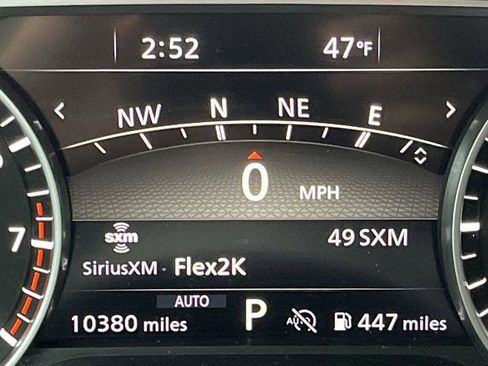 Certified 2025 Nissan Pathfinder SL image 12