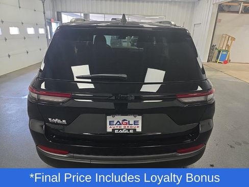 New 2026 Jeep Grand Cherokee Altitude image 10