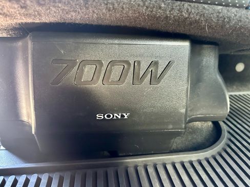 Used 2014 Ford F150 Raptor w/ Equipment Group 801A Luxury image 8