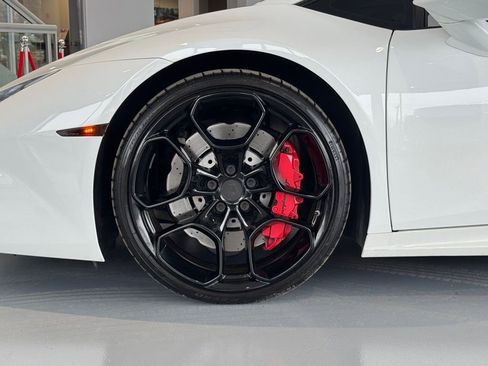 Used 2016 Lamborghini Huracan LP 580-2 image 17