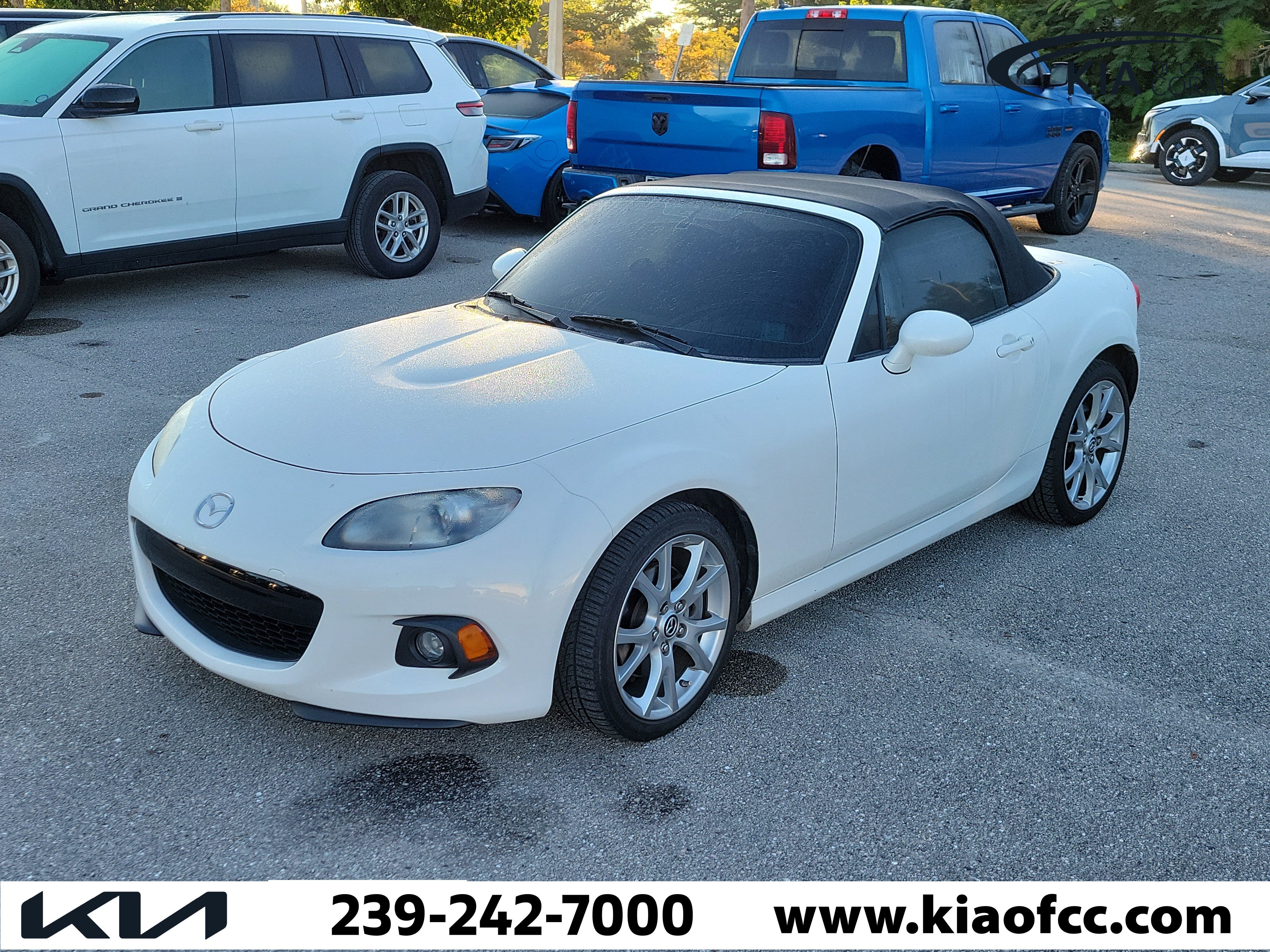 Used 2013 MAZDA MX-5 Miata Grand Touring RWD image 4