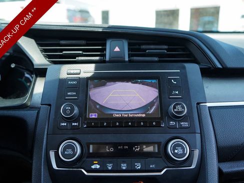Used 2020 Honda Civic LX image 11
