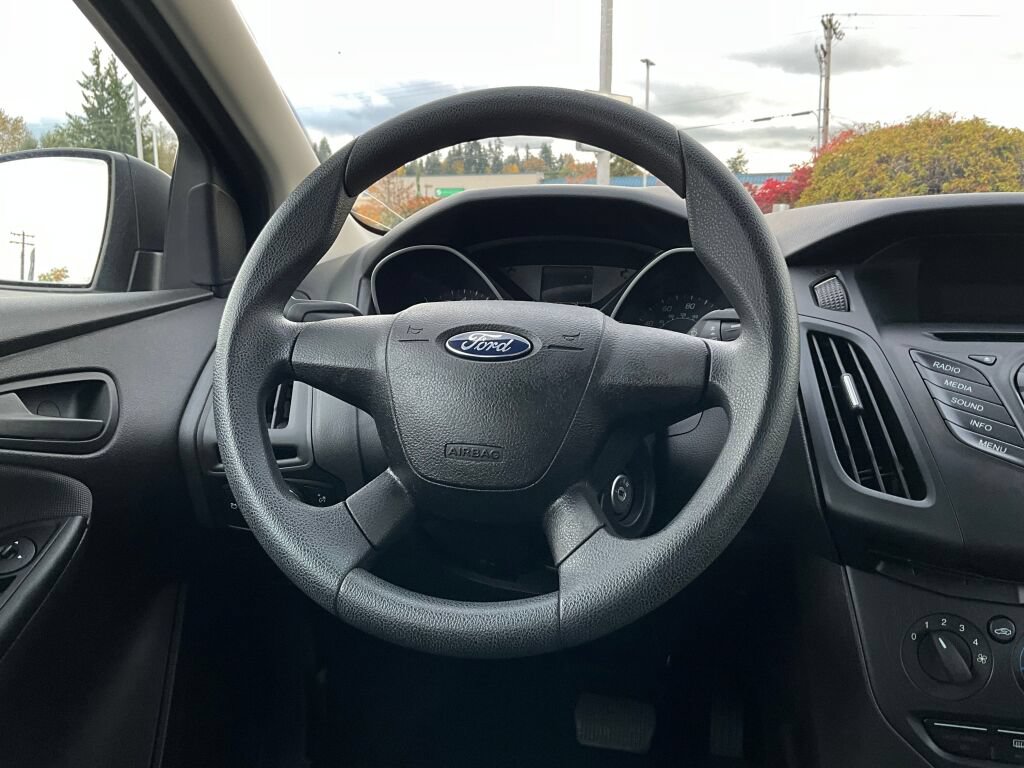 Used 2013 Ford Focus S FWD image 18
