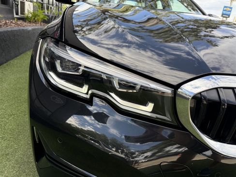 Used 2019 BMW 330i Sedan w/ Convenience Package RWD image 9