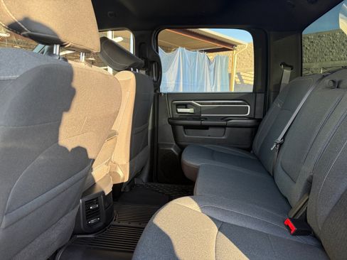 Used 2022 RAM 2500 Big Horn w/ Night Edition AWD/4WD image 25