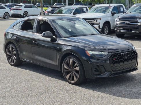 Used 2024 Audi SQ5 Prestige w/ Prestige Package AWD/4WD image 3