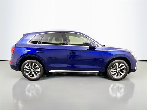 Used 2022 Audi Q5 2.0T Premium w/ Convenience Package image 8