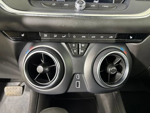 Used 2022 Chevrolet Blazer LT w/ Redline Edition AWD/4WD image 18