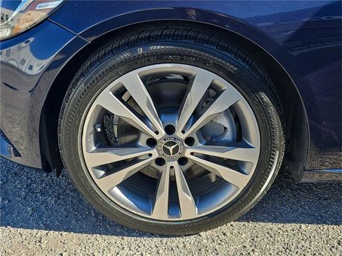 Used 2018 Mercedes-Benz C 300 Sedan image 6