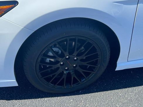 Used 2023 Toyota Camry SE image 9