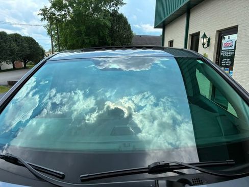 Used 2018 Honda Odyssey Touring image 12
