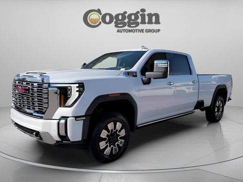 New 2026 GMC Sierra 3500 Denali w/ Denali Reserve Package image 1