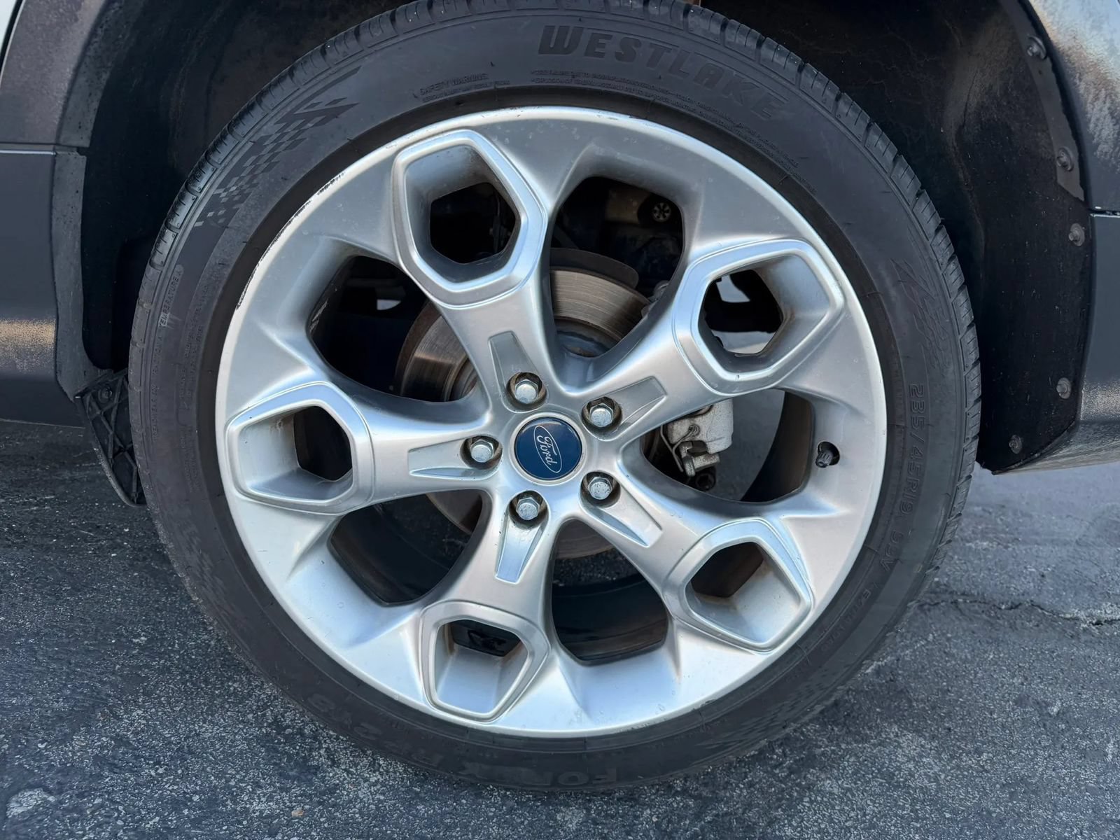 Used 2013 Ford Escape Titanium w/ Parking Technology Pkg FWD image 17