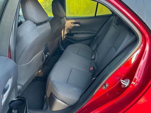 Certified 2024 Toyota Corolla SE w/ SE Package image 13