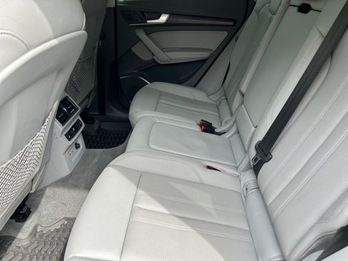 Used 2019 Audi Q5 2.0T Premium Plus AWD/4WD image 13