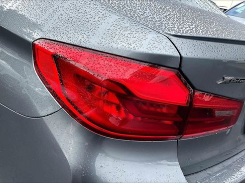 Used 2020 BMW M550i xDrive image 31