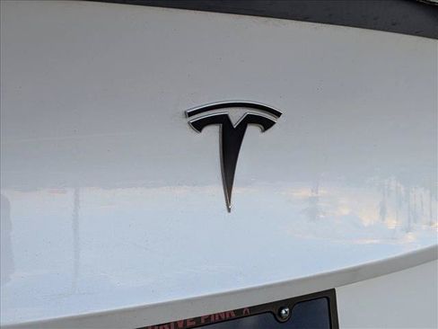 Used 2021 Tesla Model Y Performance AWD/4WD image 29