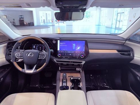 Used 2024 Lexus RX 350 Premium w/ Accessory Package (K3) FWD image 18