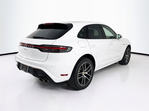 New 2025 Porsche Macan image 9