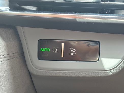 Used 2024 Audi e-tron GT Premium Plus image 21