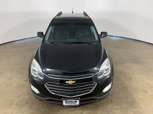 Used 2017 Chevrolet Equinox LT w/ Convenience Package image 4