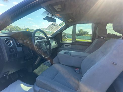 Used 2011 Ford F150 XLT w/ XLT Chrome Pkg image 12