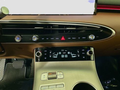 New 2026 Genesis GV70 2.5T Advanced AWD/4WD image 14