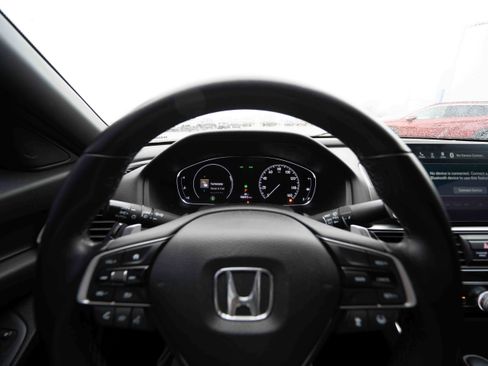 Used 2019 Honda Accord Sport image 15