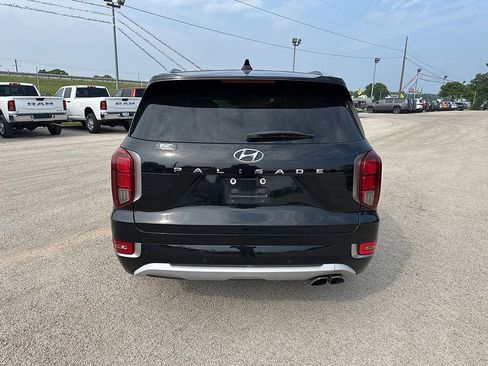 Used 2022 Hyundai Palisade Limited w/ Cargo Package FWD image 7